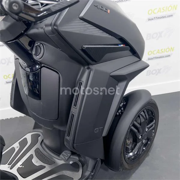 Peugeot Metropolis 400 – Vista 19