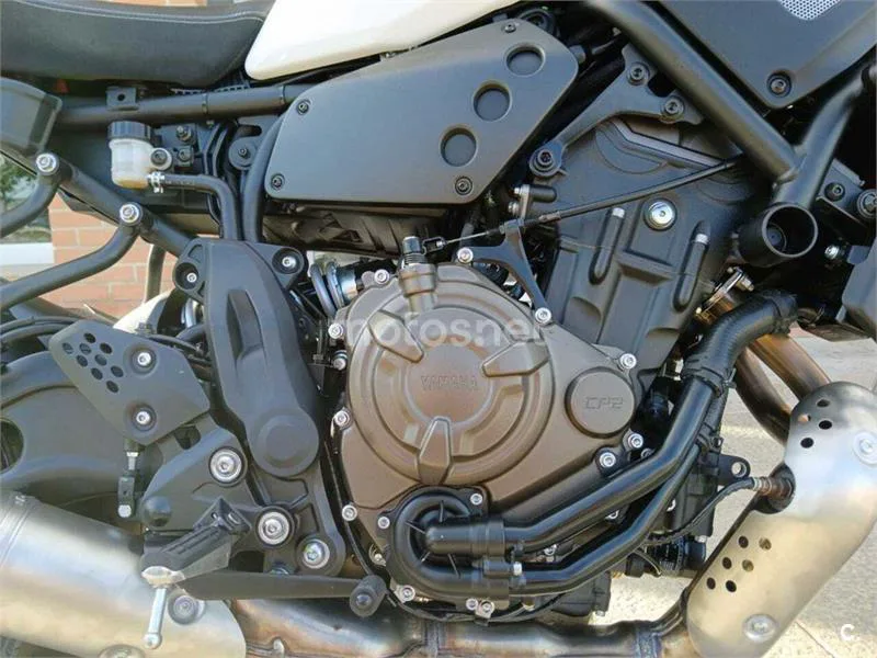 Yamaha XSR 700 – Vista 8