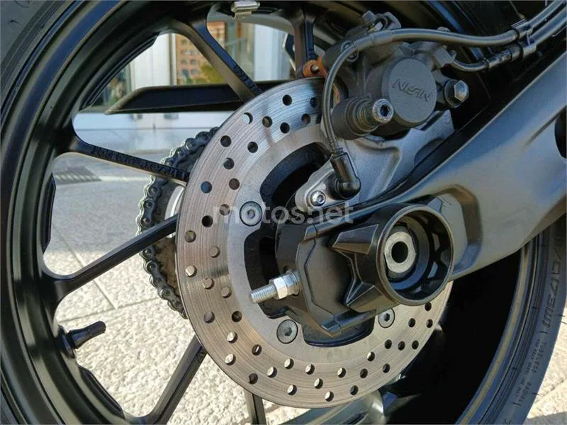 Yamaha XSR 700 – Vista 9