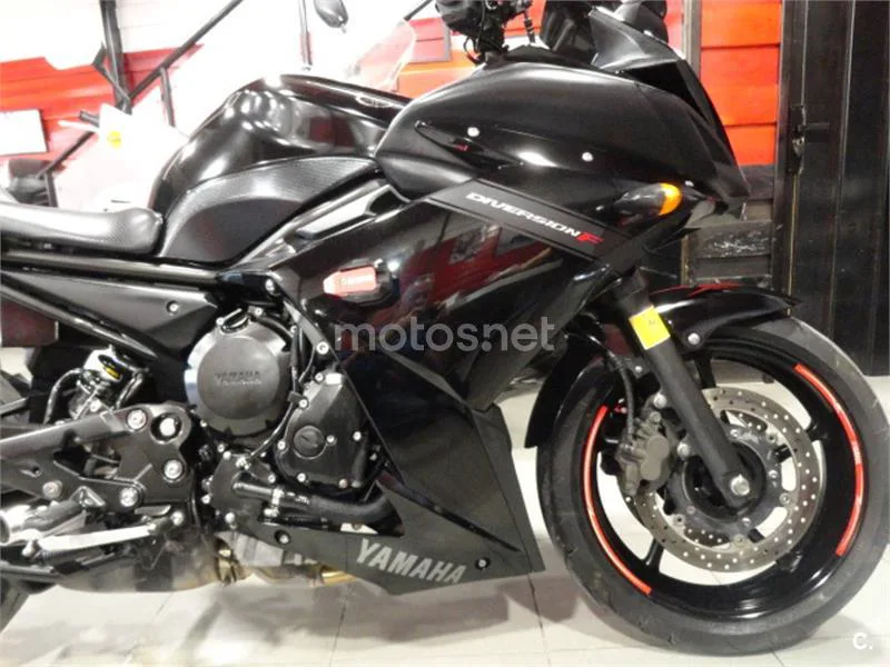 Yamaha XJ6 F Diversion – Vista 3