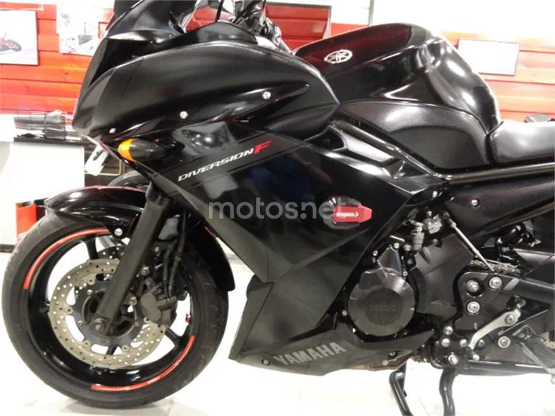 Yamaha XJ6 F Diversion – Vista 5