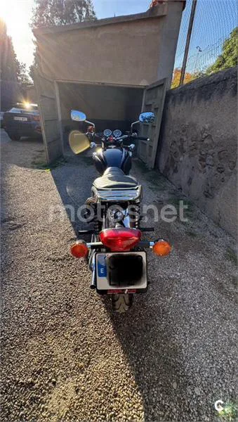 Kawasaki W 800 – Vista 4