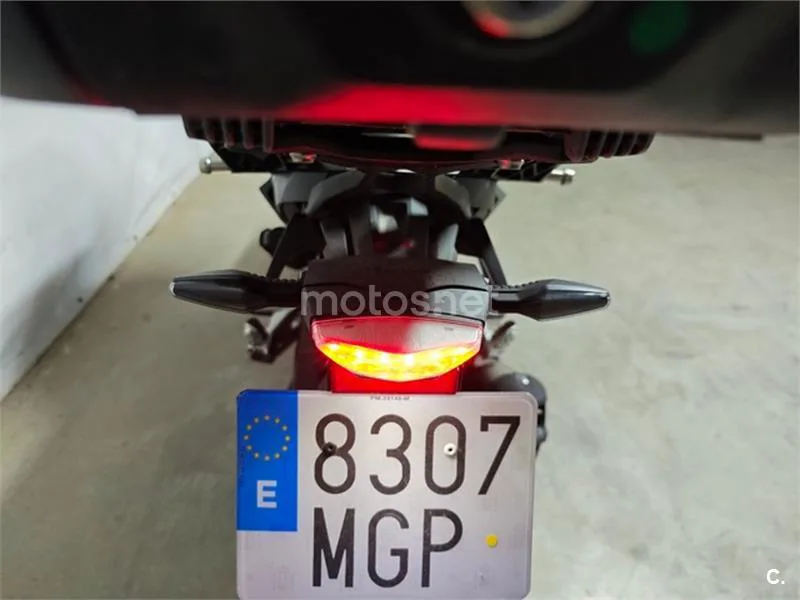 BMW F 900 R – Vista 14