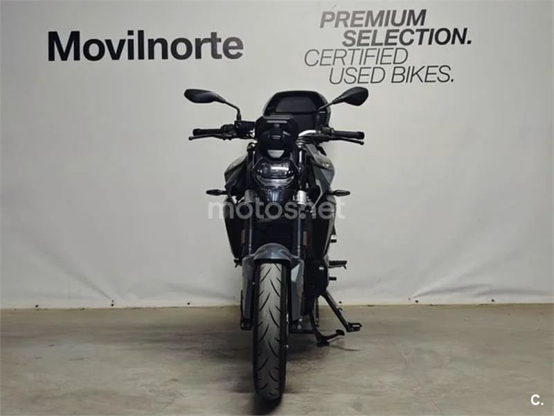 BMW F 900 R – Vista 3