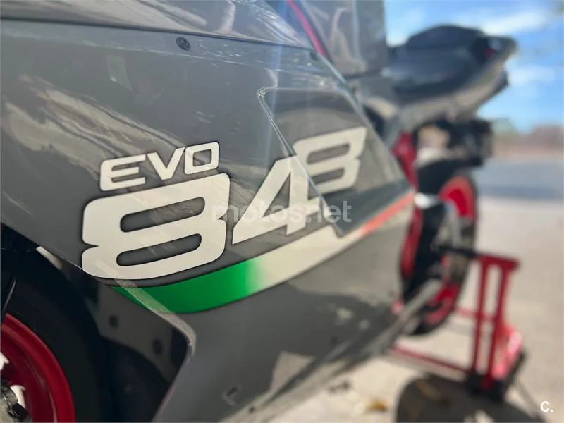 Ducati 848 Evo – Vista 15