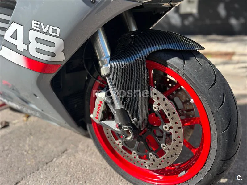 Ducati 848 Evo – Vista 25