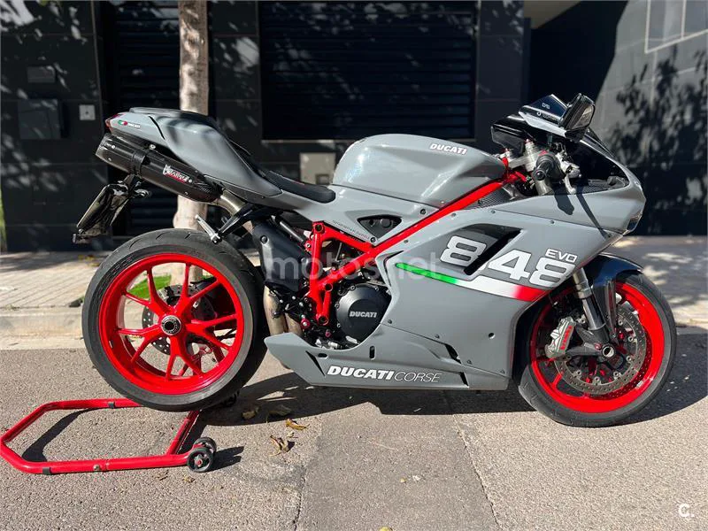 Ducati 848 Evo – Vista 7