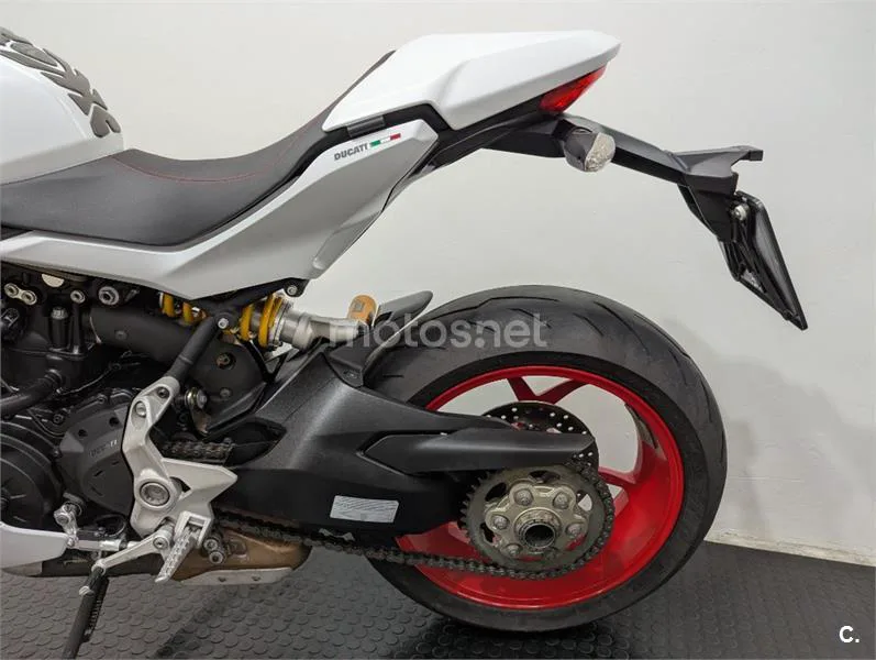 Ducati SuperSport – Vista 4