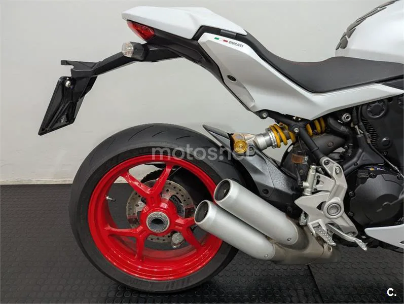 Ducati SuperSport – Vista 8