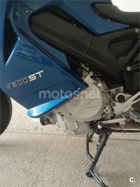 BMW F 800 ST - Vista 4