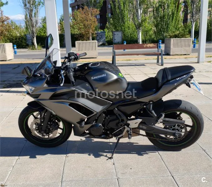 Kawasaki Ninja 650 – Vista 4
