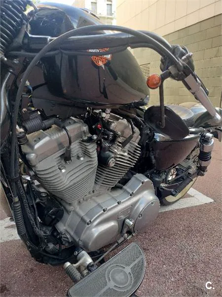Harley-Davidson Sportster 883 – Vista 3