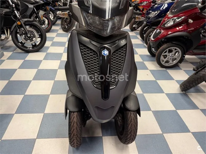 Piaggio MP3 Yourban 300 LT Sport – Vista 9