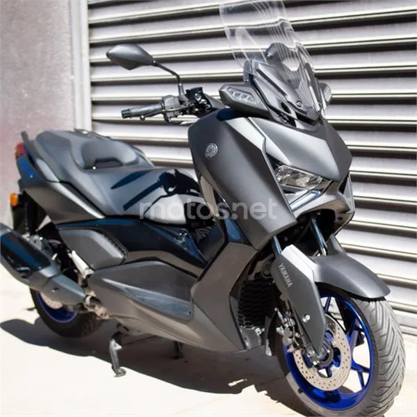 Yamaha XMAX 300 – Vista 3