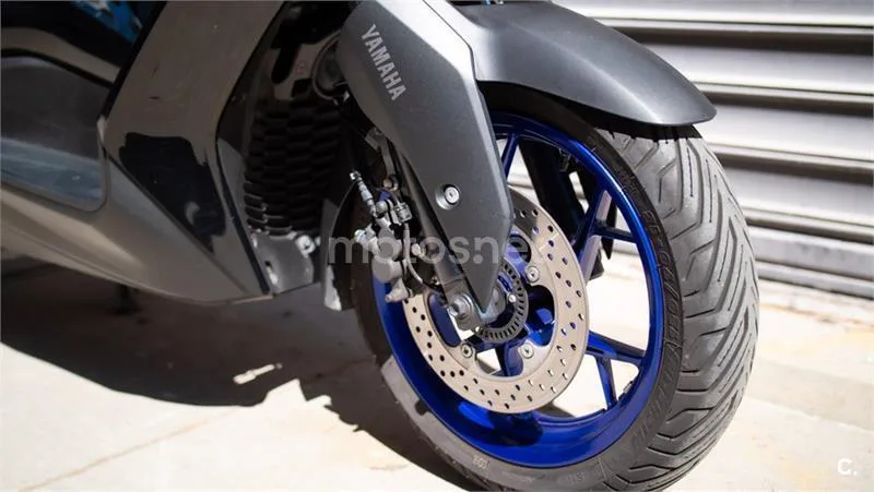 Yamaha XMAX 300 – Vista 5