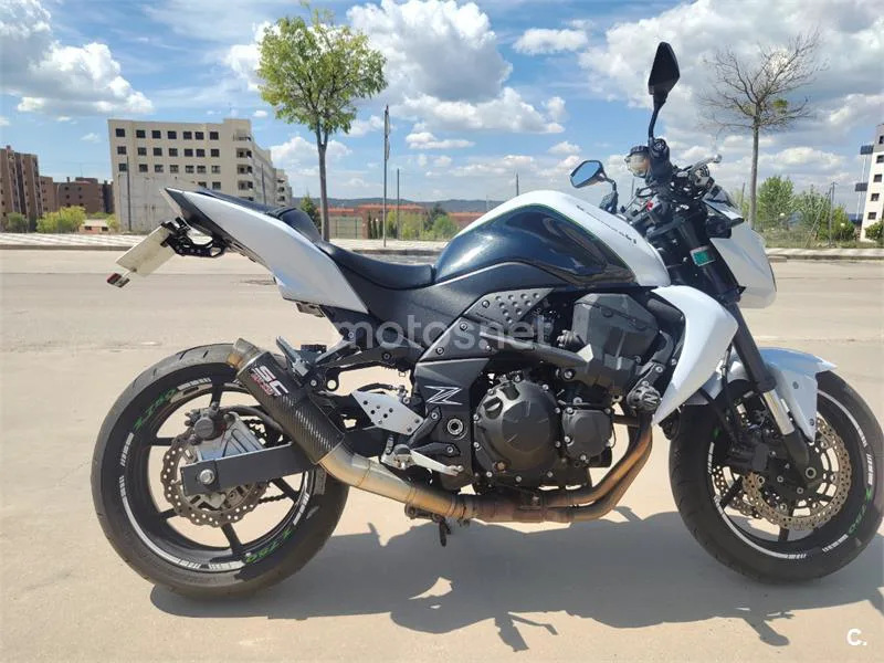 Kawasaki Z750 – Vista 5
