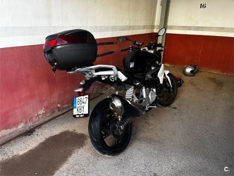 BMW G 310 R – Vista 4