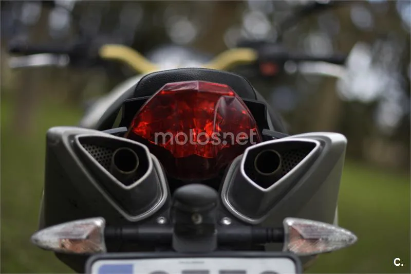 Aprilia Shiver 750 – Vista 7