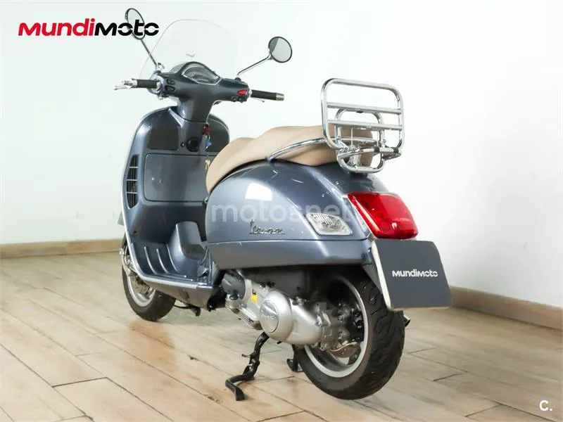 Vespa GTS 300 – Vista 8