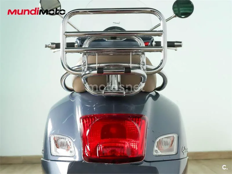 Vespa GTS 300 – Vista 9