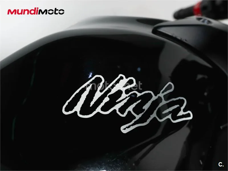 Kawasaki Ninja 650 – Vista 17