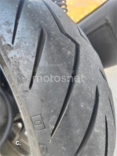 Yamaha XMAX 400 – Vista 7