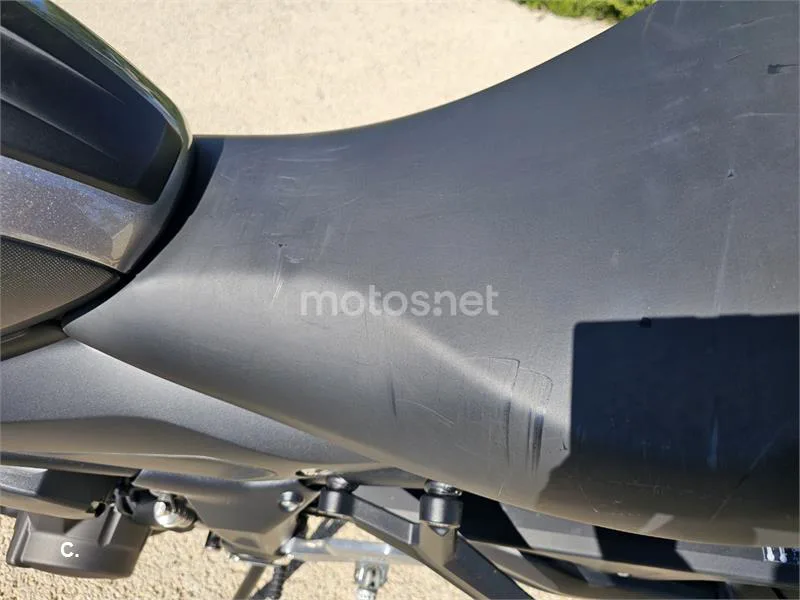 Triumph Trident 660 - Vista 17