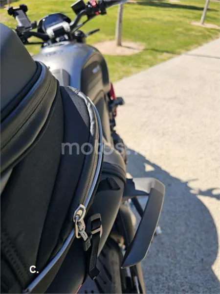 Triumph Trident 660 - Vista 6