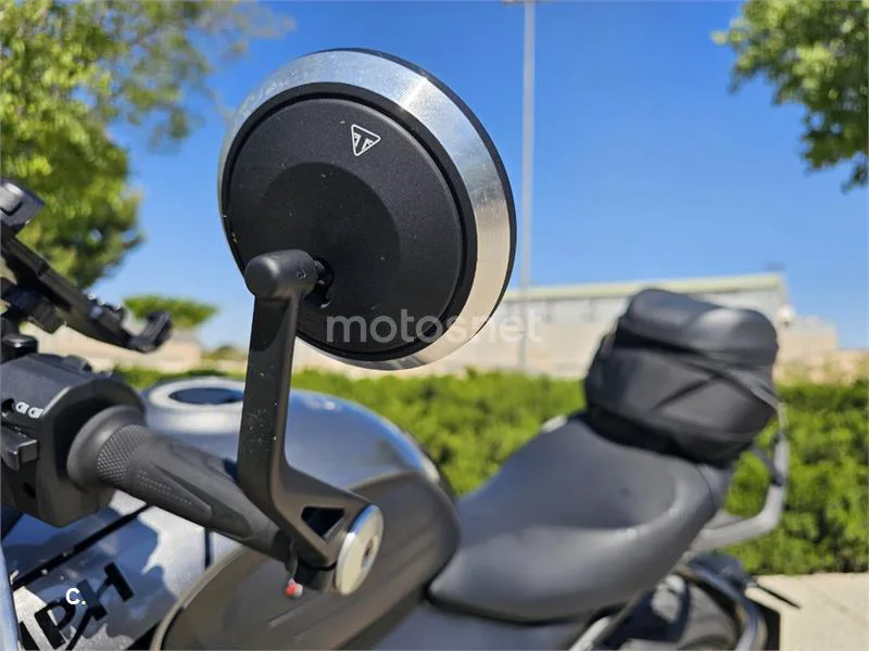 Triumph Trident 660 - Vista 9