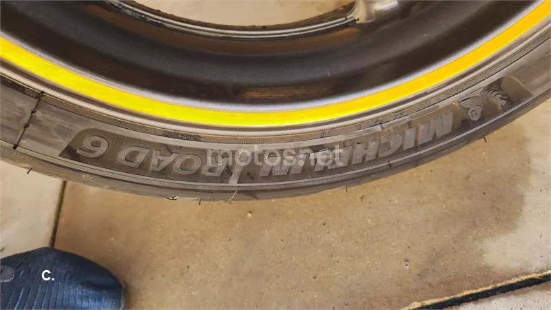 Honda CBR 600F – Vista 12