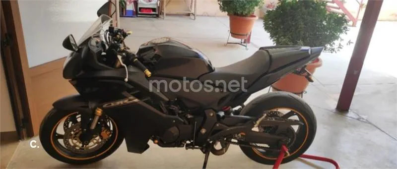 Honda CBR 600F – Vista 17