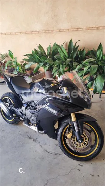 Honda CBR 600F – Vista 10