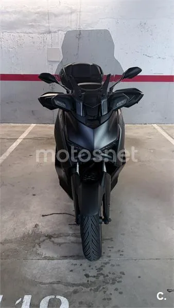 Yamaha XMAX 125 – Vista 12