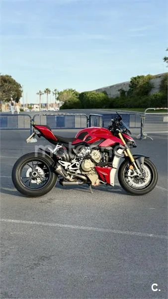 Ducati Streetfighter V4 - Vista 3