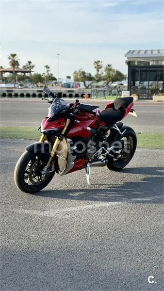 Ducati Streetfighter V4 - Vista 8