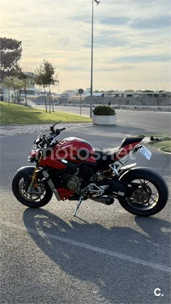 Ducati Streetfighter V4 - Vista 9
