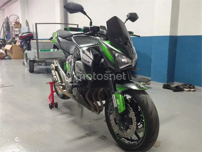 Kawasaki Z800 – Vista 3