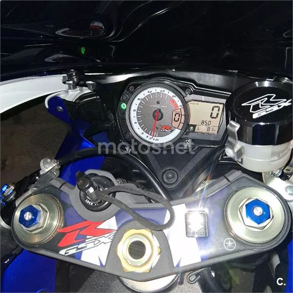Suzuki GSX-R600 – Vista 10