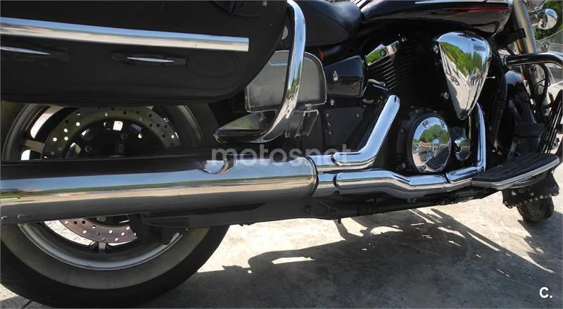 Yamaha XVS 1300A Midnight Star – Vista 7