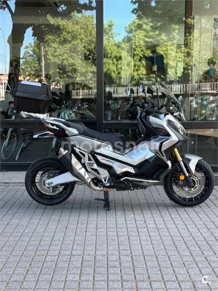 Honda X-ADV – Vista 3