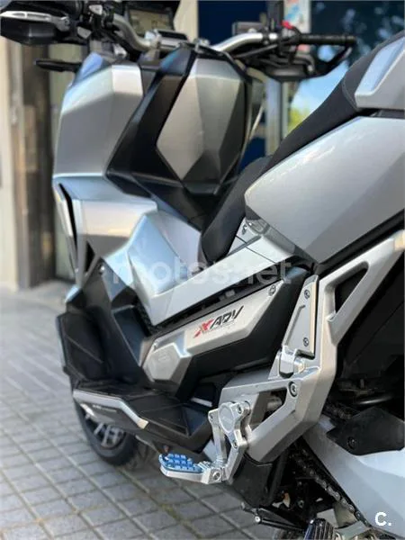 Honda X-ADV – Vista 6