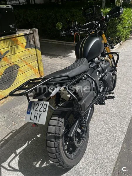 Triumph Scrambler 1200 XC – Vista 7