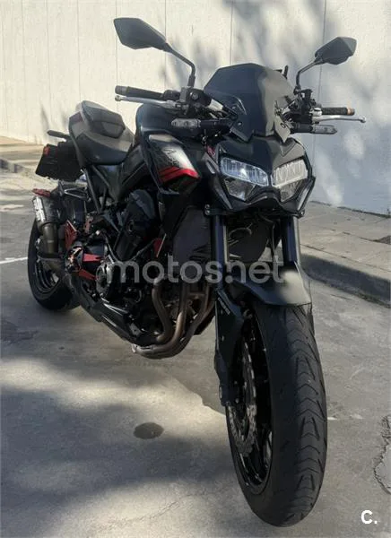 Kawasaki Z900 – Vista 5