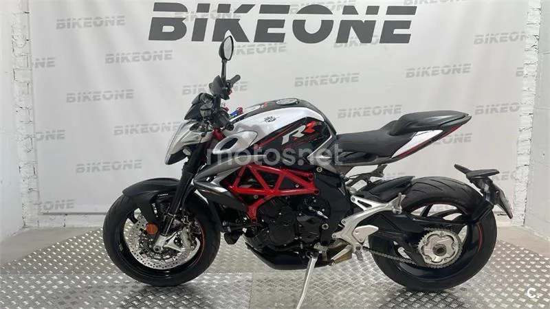 MV Agusta Brutale – Vista 4
