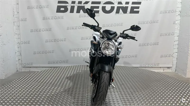 MV Agusta Brutale – Vista 5