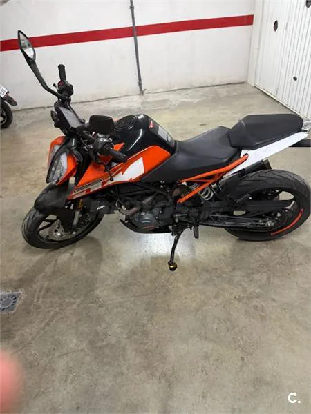 KTM 125 – Vista 2