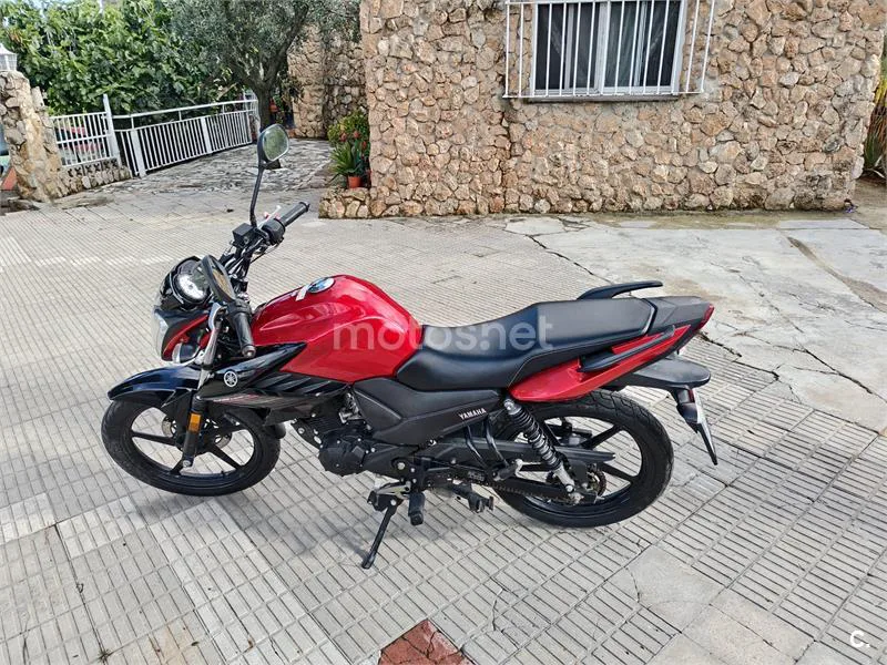 Yamaha YS125 – Vista 4