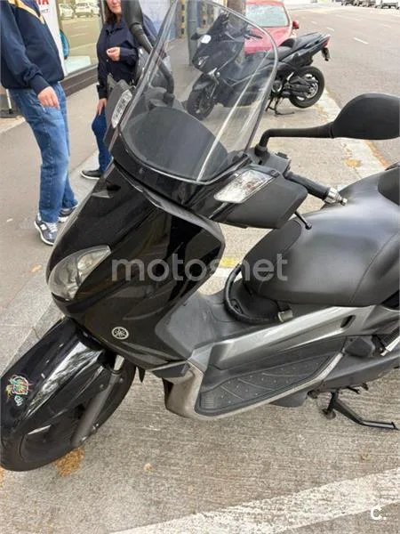Yamaha XMAX 125 – Vista 4
