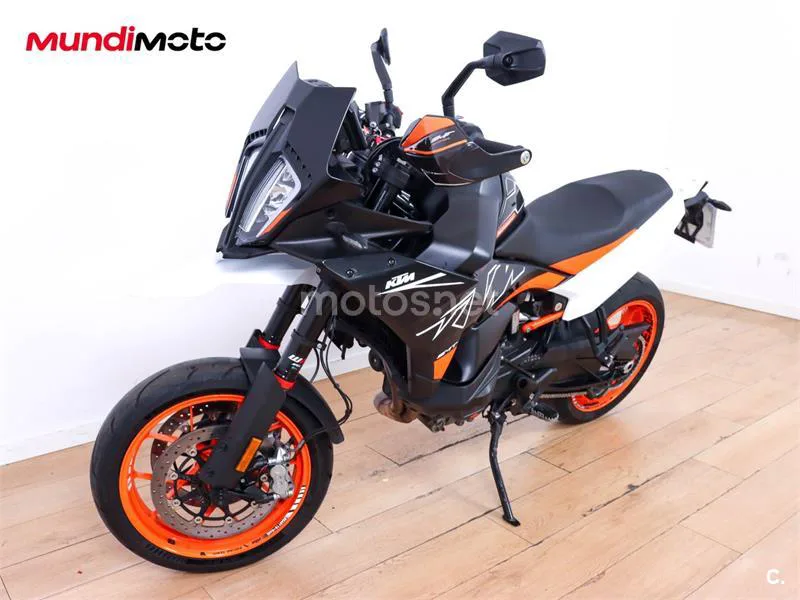 KTM 890 – Vista 7