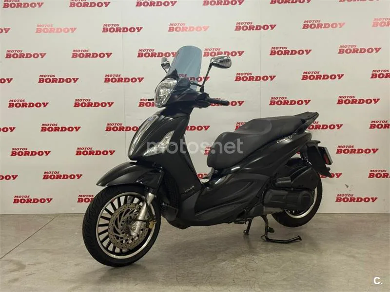 Piaggio Beverly 300 – Vista 5